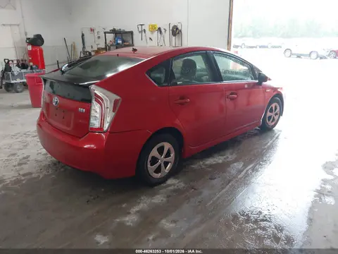 2014 Toyota Prius Two VIN JTDKN3DU5E1780491 фото 4