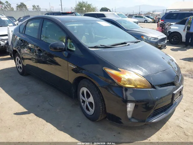 2015 Toyota Prius Two VIN JTDKN3DU6F0420010 фото 1