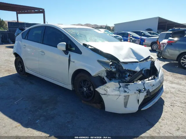 2015 Toyota Prius Two VIN JTDKN3DUXF0446867 фото 1