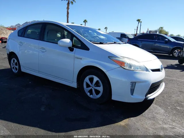 2015 Toyota Prius Two VIN JTDKN3DU8F0407260 фото 1