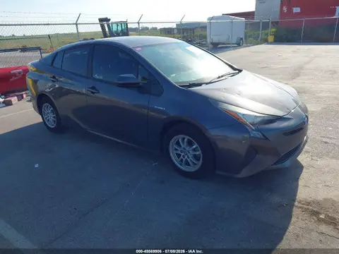 JTDKBRFU4G3507767 — 2016 Toyota Prius Two, Задняя часть (Rear), фото до ремонта