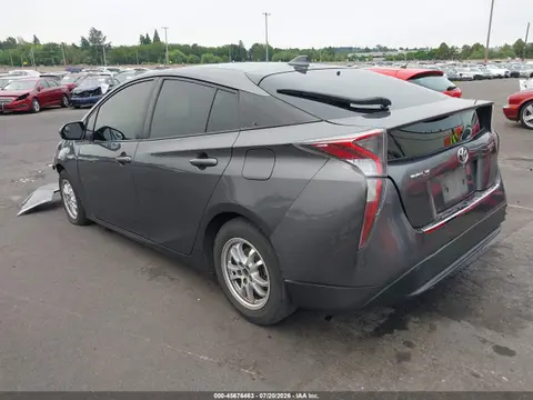 2016 Toyota Prius Two VIN JTDKBRFU7G3009143 фото 3