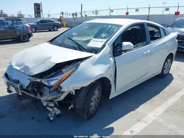 JTDKBRFU4H3047768 — 2017 Toyota Prius Two, фото 2 с аукциона IAAI 14.10.2026, Передняя часть