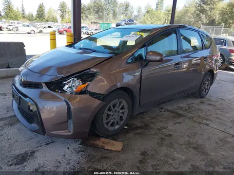 2015 Toyota Prius V Four VIN JTDZN3EU6FJ019922 фото 2