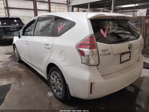 2015 Toyota Prius V Two VIN JTDZN3EU5FJ026800 фото 3