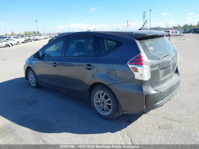JTDZN3EU0GJ045093 — 2016 Toyota Prius V, фото 3 с аукциона IAAI 14.10.2026, Правый бок