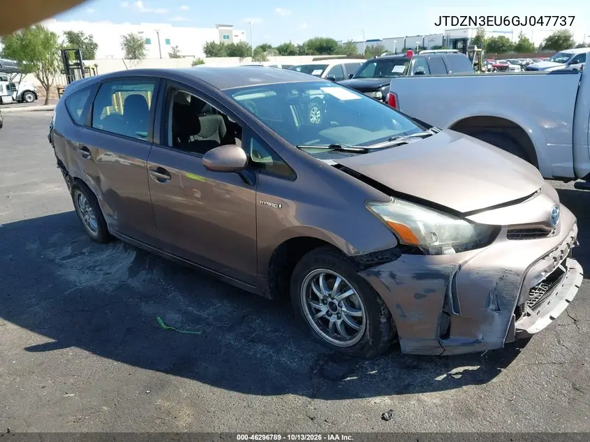 JTDZN3EU6GJ047737 — 2016 Toyota Prius V, фото 2 с аукциона IAAI, Передняя часть