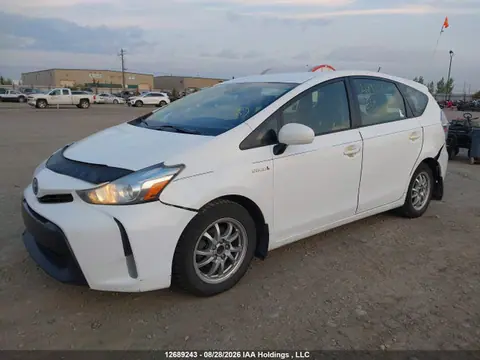 2018 Toyota PRIUS V VIN JTDZN3EU3JJ075924 фото 2