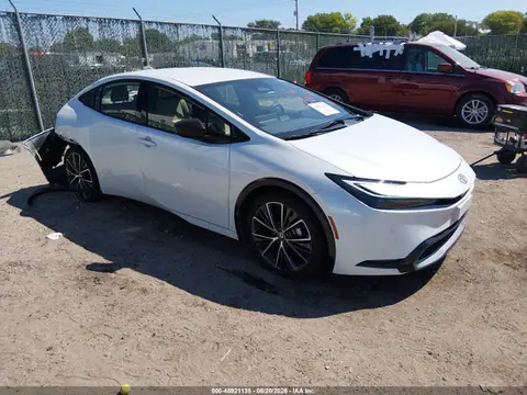 JTDACAAU4R3045540 — 2024 Toyota Prius XLE, Задняя часть (Rear), фото до ремонта