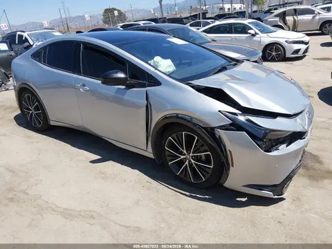 JTDACAAU6R3044227 — 2024 Toyota Prius XLE, Передняя часть (Front End), фото до ремонта