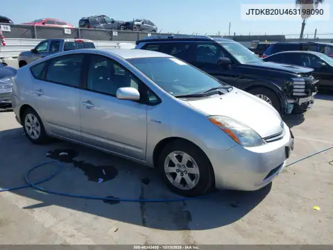 JTDKB20U463198090 — 2006 Toyota Prius, Передняя часть, фото до ремонта