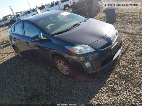 JTDKN3DUXA1025086 — 2010 Toyota Prius, Передняя часть, фото до ремонта