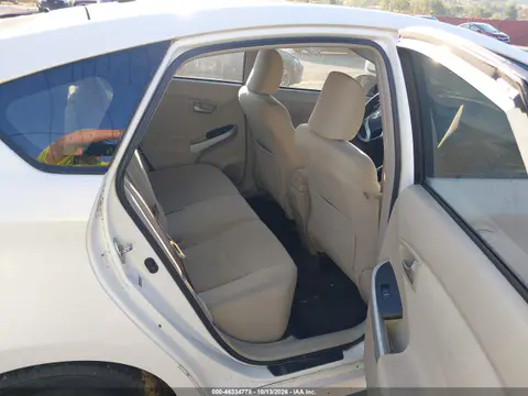 2012 Toyota Prius Two VIN JTDKN3DU4C5412244 фото 9