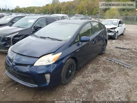 JTDKN3DU6C1607690 — 2012 Toyota Prius, фото 2 с аукциона IAAI, Естественный износ