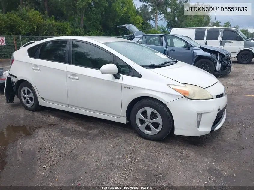 2013 Toyota Prius Two VIN JTDKN3DU1D5557839 фото 1
