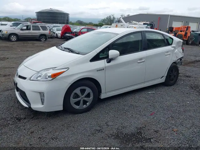 2014 Toyota Prius VIN JTDKN3DU6E1761965 фото 2