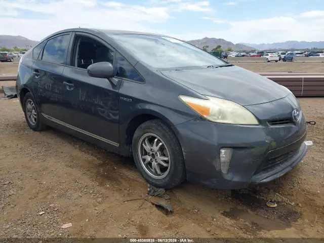 JTDKN3DU2E0377672 — 2014 Toyota Prius, Естественный износ (Normal Wear & Tear), фото до ремонта
