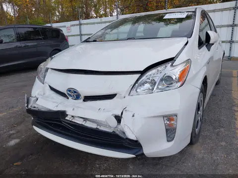 2015 Toyota Prius Two VIN JTDKN3DU5F1957588 фото 7
