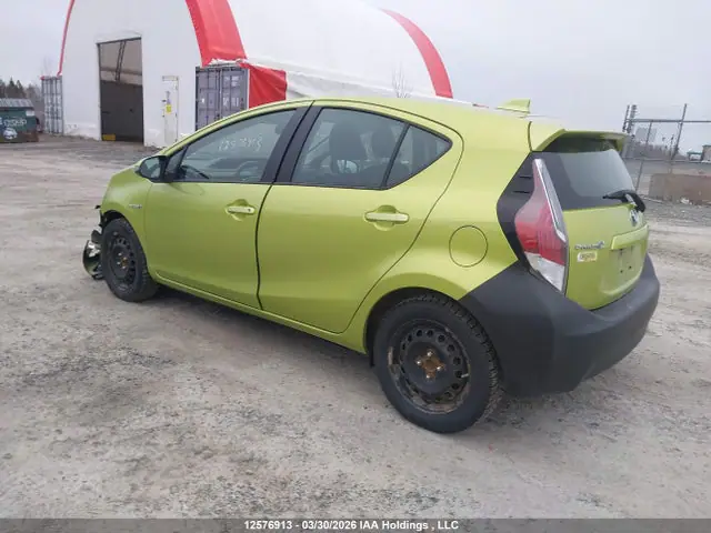 JTDKDTB30G1115952 — 2016 Toyota Prius, фото 3 с аукциона IAAI 29.09.2026, Передняя часть