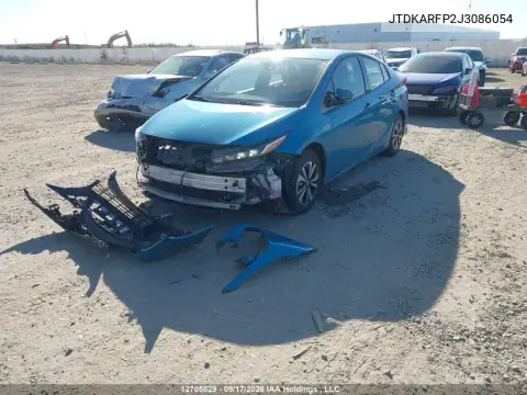 2018 Toyota Prius Prime VIN JTDKARFP2J3086054 фото 3