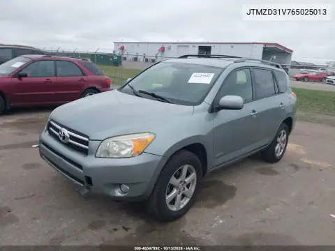 JTMZD31V765025013 — 2006 Toyota RAV4, фото 3 с аукциона IAAI, Задняя часть