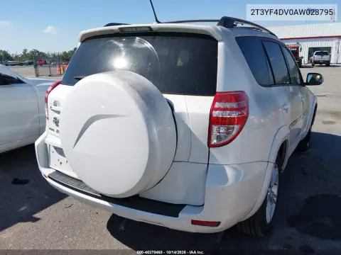 2T3YF4DV0AW028795 — 2010 Toyota RAV4, фото 5 с аукциона IAAI, Естественный износ