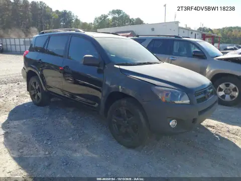 2T3RF4DV5BW118238 — 2011 Toyota RAV4, Естественный износ, фото до ремонта