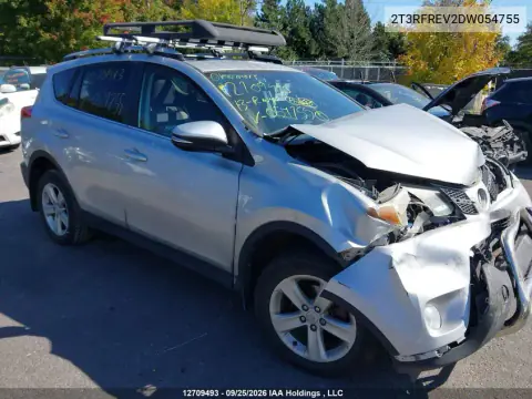 2T3RFREV2DW054755 — 2013 Toyota RAV4, Передняя часть, фото до ремонта
