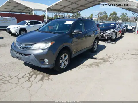 JTMWFREVXD5004065 — 2013 Toyota RAV4, фото 3 с аукциона IAAI, Задняя часть
