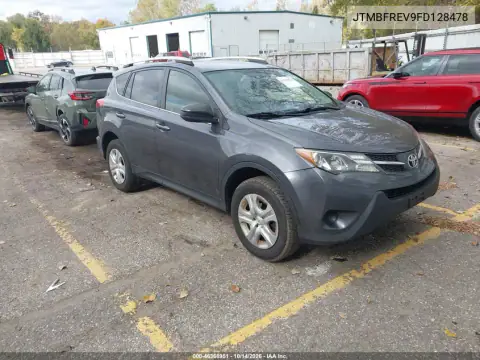 JTMBFREV9FD128478 — 2015 Toyota RAV4, фото 2 с аукциона IAAI, Задняя часть слева