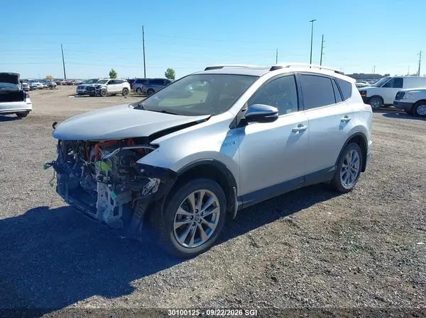 JTMDJREV5GD008542 — 2016 Toyota RAV4, фото 2 с аукциона IAAI 29.09.2026, Передняя часть