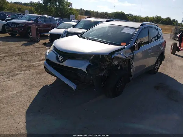 2T3ZFREV1GW274201 — 2016 Toyota RAV4, фото 2 с аукциона IAAI 14.10.2026, Передняя часть