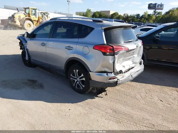 2T3ZFREV1GW274201 — 2016 Toyota RAV4, фото 3 с аукциона IAAI 14.10.2026, Передняя часть