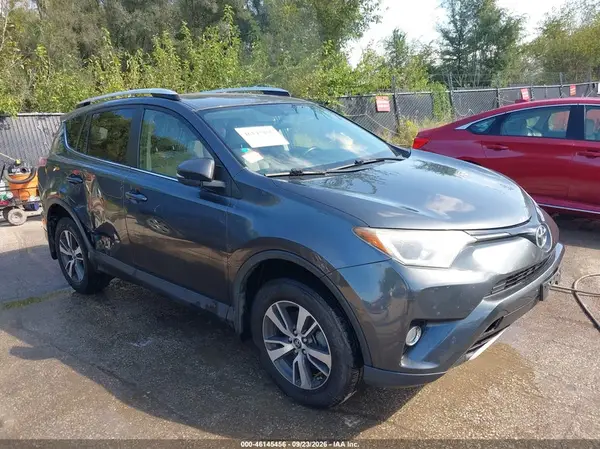 JTMWFREV3GD090717 — 2016 Toyota RAV4, Правый бок (Right Side), фото до ремонта