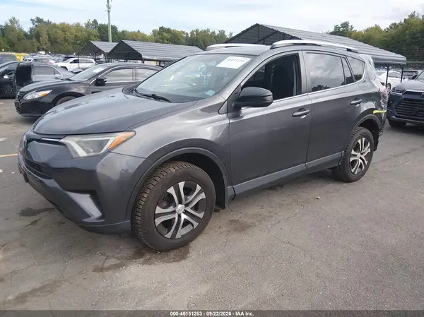 2T3BFREVXGW423612 — 2016 Toyota RAV4, фото 2 с аукциона IAAI 09.10.2026, Задняя часть