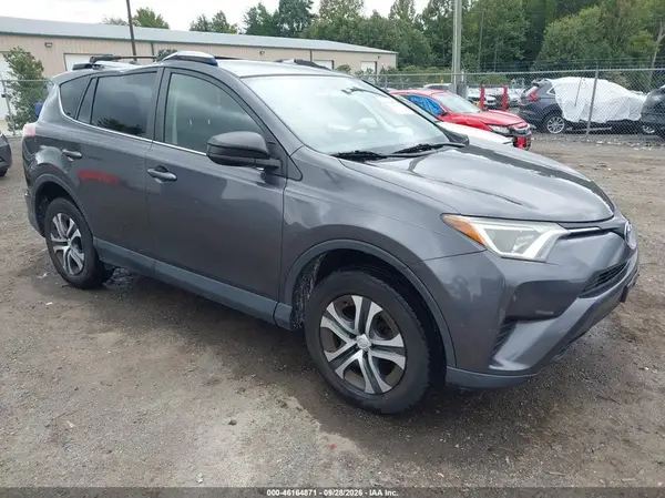 JTMZFREV5GJ082584 — 2016 Toyota RAV4, Повреждение штормом (Storm Damage), фото до ремонта