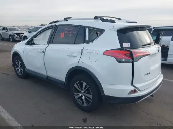 2T3WFREV0GW308566 — 2016 Toyota RAV4, фото 3 с аукциона IAAI 11.10.2026, Опрокидывание