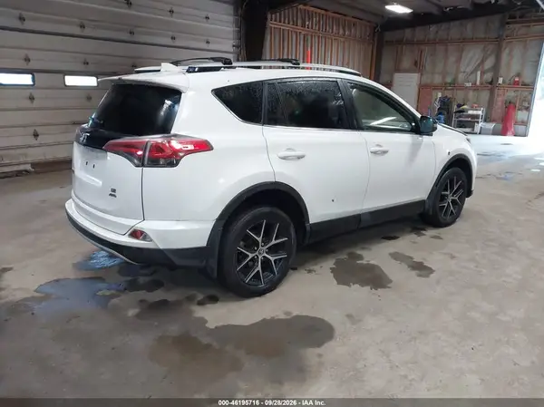 JTMJFREV1GJ078612 — 2016 Toyota RAV4, фото 4 с аукциона IAAI, Передняя часть слева