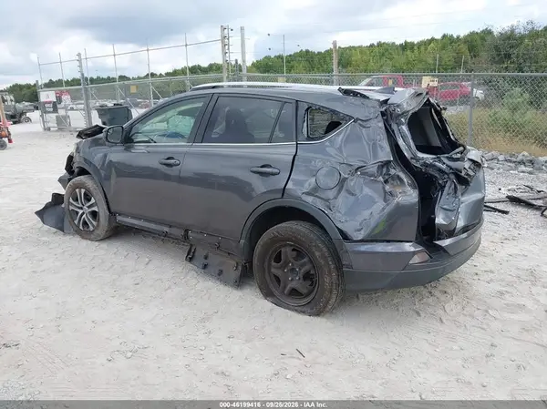 JTMZFREV4GJ088523 — 2016 Toyota RAV4, фото 3 с аукциона IAAI, Повреждения со всех сторон