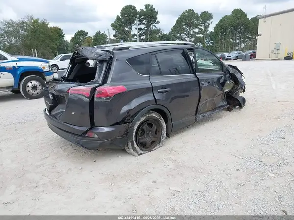 JTMZFREV4GJ088523 — 2016 Toyota RAV4, фото 4 с аукциона IAAI, Повреждения со всех сторон