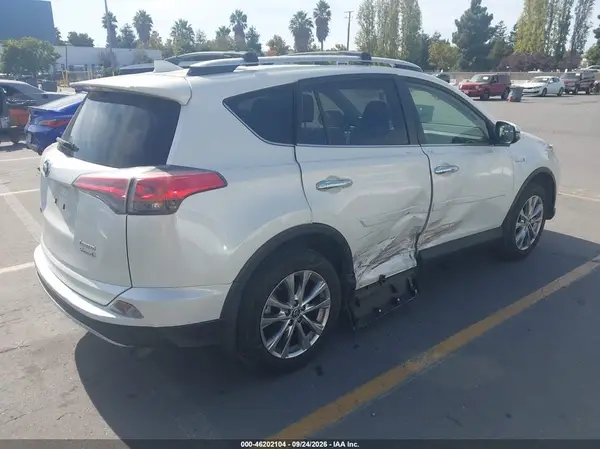 JTMDJREV9GD036764 — 2016 Toyota RAV4, фото 4 с аукциона IAAI, Правый бок