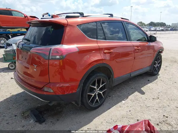 JTMNFREVXGJ082241 — 2016 Toyota RAV4, фото 4 с аукциона IAAI, Передняя часть слева