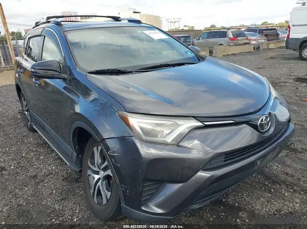 JTMBFREV3GJ053991 — 2016 Toyota RAV4, Передняя часть (Front End), фото до ремонта