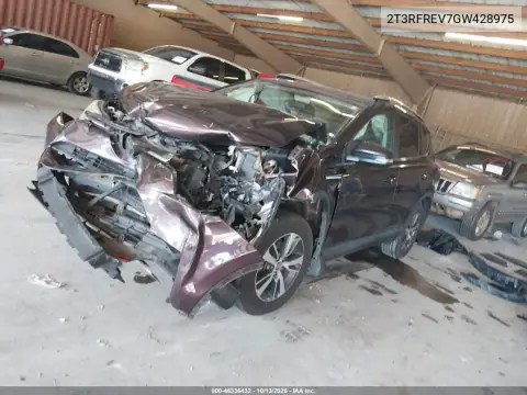 2T3RFREV7GW428975 — 2016 Toyota RAV4, фото 2 с аукциона IAAI, Передняя часть