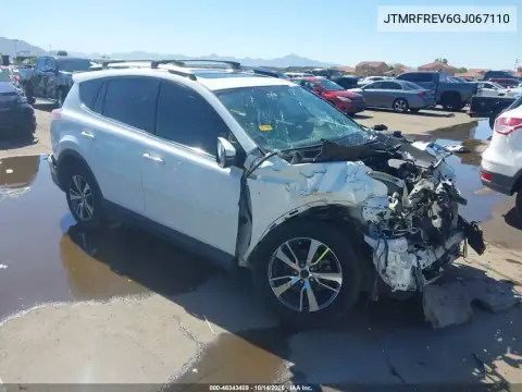 JTMRFREV6GJ067110 — 2016 Toyota RAV4, Опрокидывание, фото до ремонта