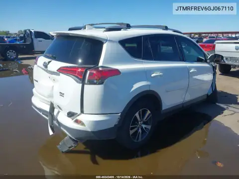 JTMRFREV6GJ067110 — 2016 Toyota RAV4, фото 4 с аукциона IAAI, Опрокидывание