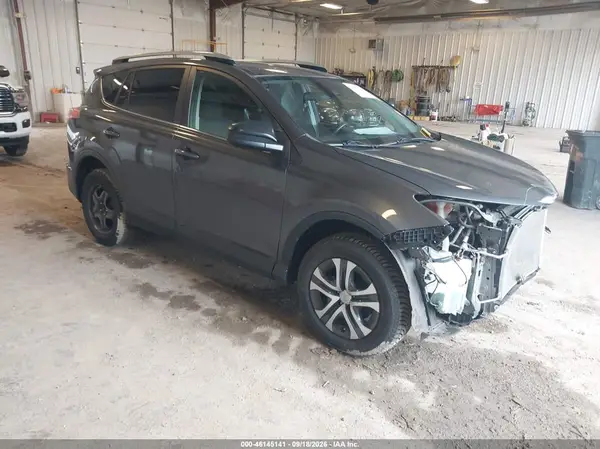 JTMBFREV4HJ132197 — 2017 Toyota RAV4, Передняя часть (Front End), фото до ремонта