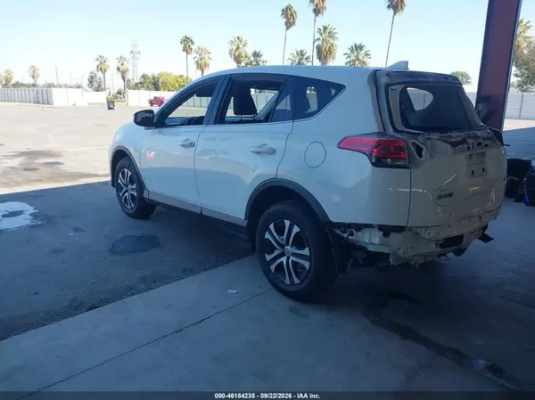 JTMZFREV7HJ148814 — 2017 Toyota RAV4, фото 3 с аукциона IAAI 12.10.2026, Задняя часть