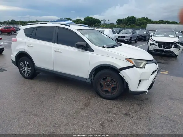 JTMZFREV9HJ703245 — 2017 Toyota RAV4, Левый бок (Left Side), фото до ремонта