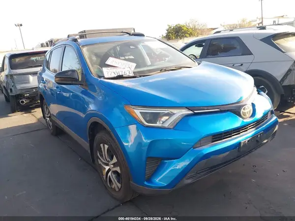 JTMZFREV3HJ703273 — 2017 Toyota RAV4, Левый бок (Left Side), фото до ремонта
